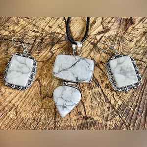Howlite Magnesite Earrings & Pendant Set